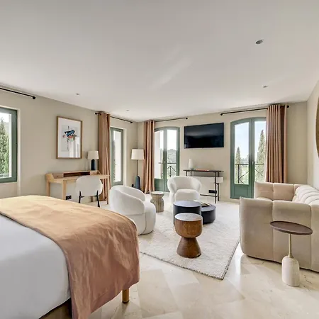 Chateau La Merienne Guest house