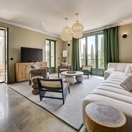 Chateau La Merienne Le Lavandou