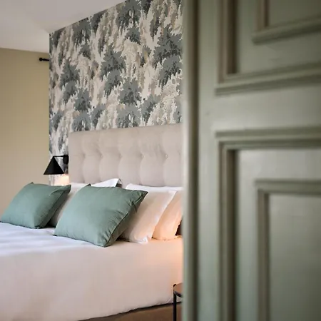 Chateau La Merienne Guest house