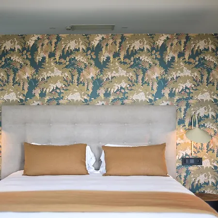 Chateau La Merienne 5*