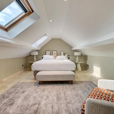 Chateau La Merienne Guest house 5*